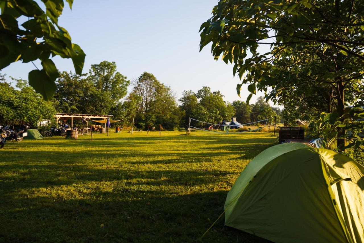 Camping @ Nogometni Golf Ljubljana Exterior photo