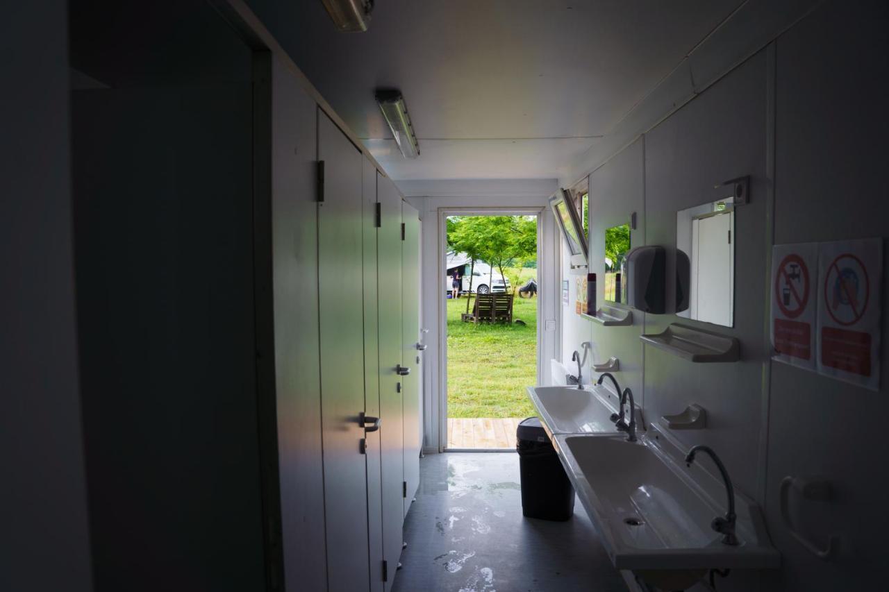 Camping @ Nogometni Golf Ljubljana Exterior photo